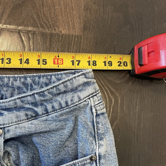 Lane Bryant Signature Fit Mid Rise Boyfriend Bermuda Shorts Size 14 Women’s - Picture 7 of 9